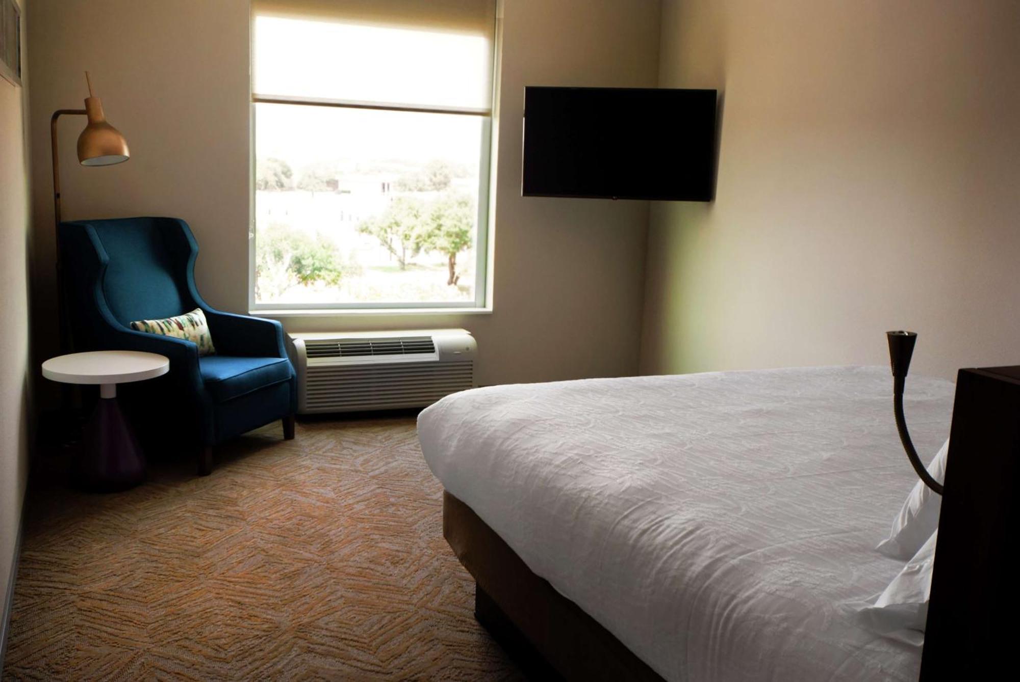 Hilton Garden Inn Dallas At Hurst Conference Center Экстерьер фото