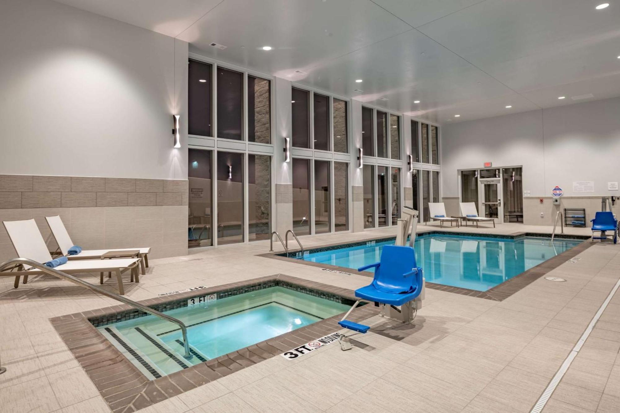 Hilton Garden Inn Dallas At Hurst Conference Center Экстерьер фото