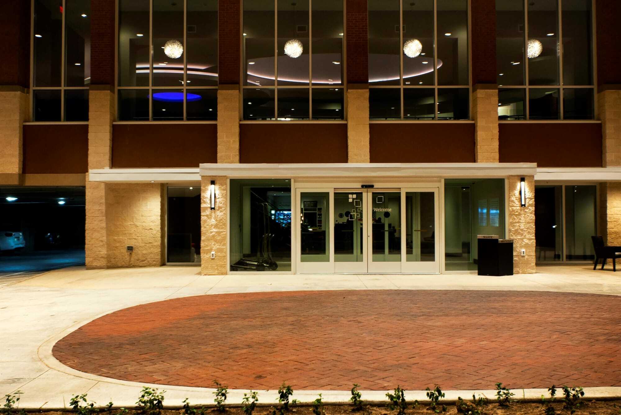 Hilton Garden Inn Dallas At Hurst Conference Center Экстерьер фото